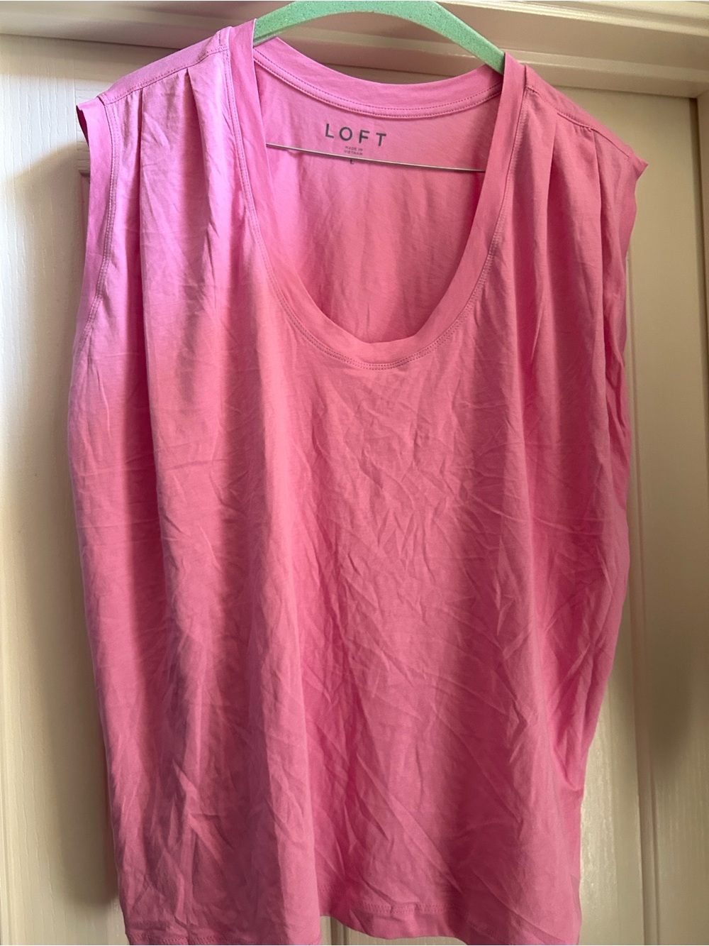 LOFT Pink Scoop Neck Sleeveless Tank